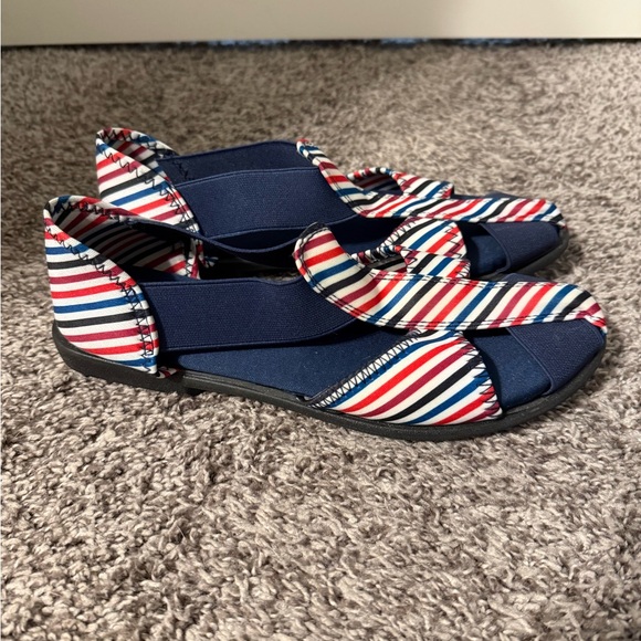 Shoes - NWOT Striped Navy and Red Women's Sandals size 9